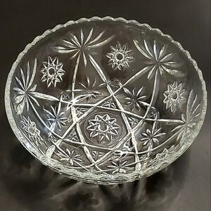 Vntg "8 1/2" Diameter "Prescut" AKA "Star of David" Bowl by Anchor Hocking